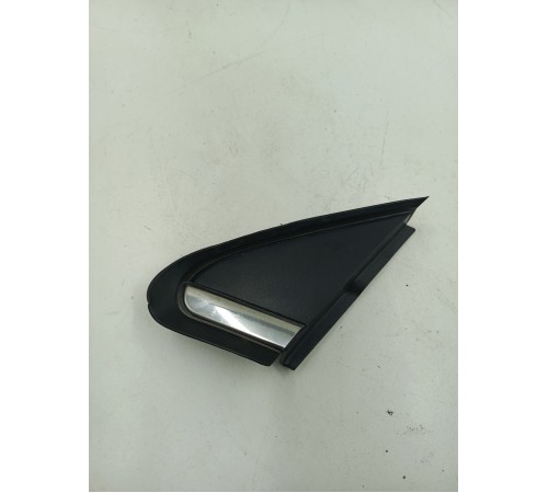 Угол двери передний левый внешний