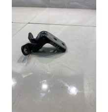 Петля двери (задняя, левая, нижняя)