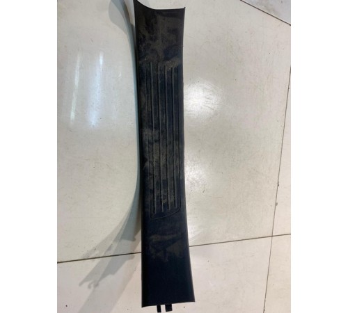 Накладка на порог (задняя,правая)