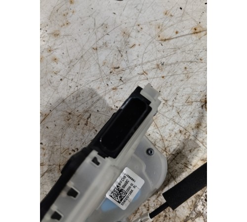 Замок двери задний левый