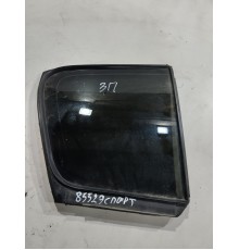 Форточка двери задняя правая