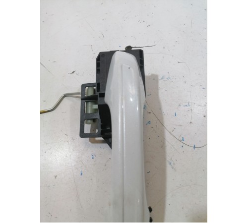 Ручка двери задняя левая наружная