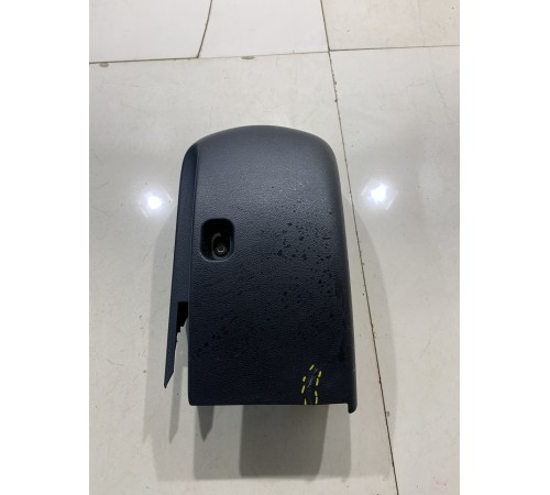 Кожух рулевой колонки нижний