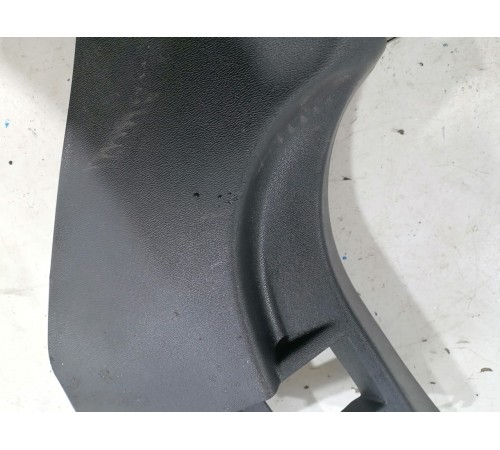 Накладка передней стойки левая