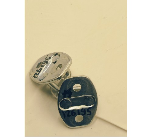 Комплект петель двери 2 шт.