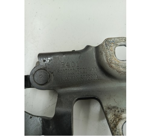 Петля капота правая