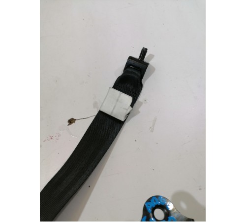 Ремень безопасности третьего ряда левый