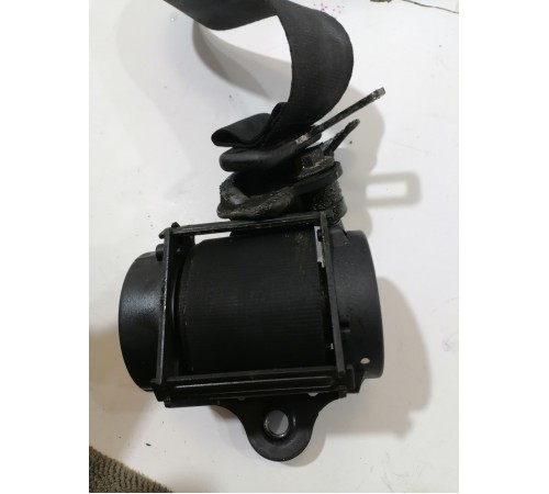 Ремень безопасности третьего ряда левый