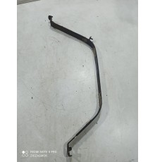 Крепление топливного бака