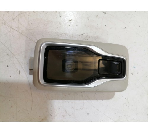 Плафон подсветки салона