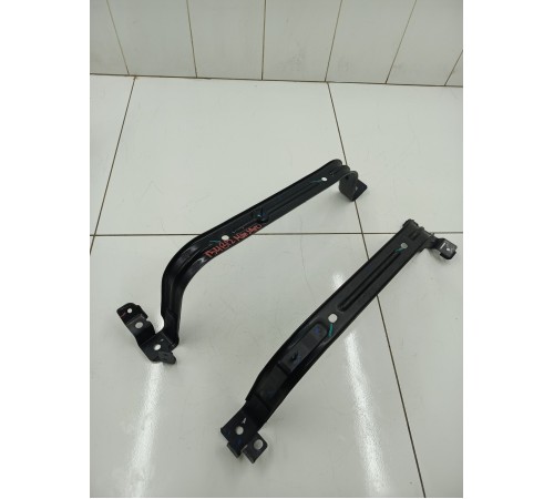 Комплект креплений (лямок) топливного бака 2шт.