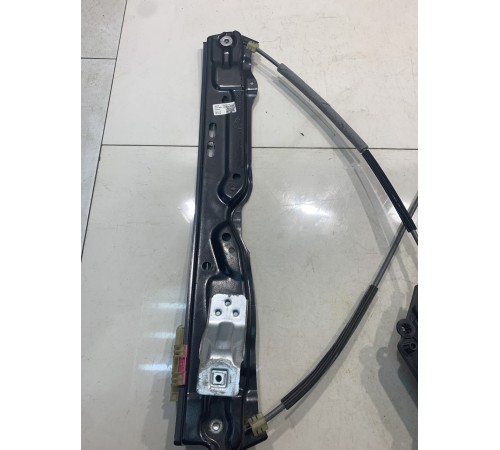 Стеклоподъемник (передний, левый)