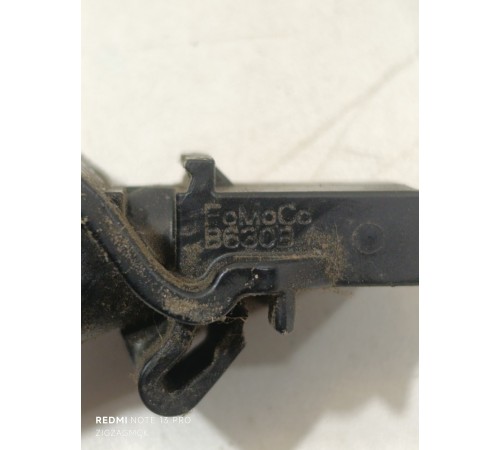 Форсунка омывателя лобового стекла