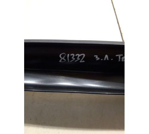 Накладка двери(задняя левая)