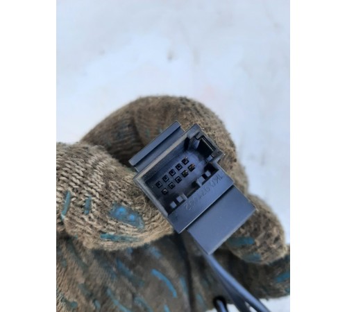 Ответная часть ремня безопасности задняя левая