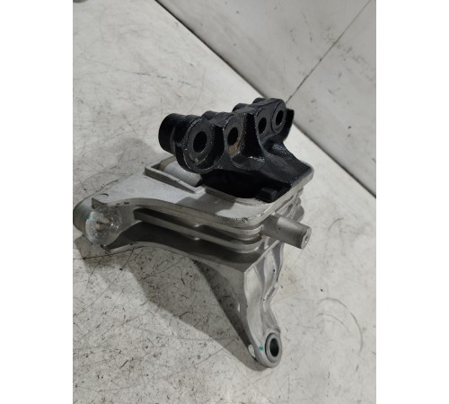 Подушка опора двигателя