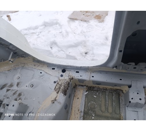 Порог со стойкой левый