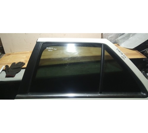 Стекло двери заднее левое