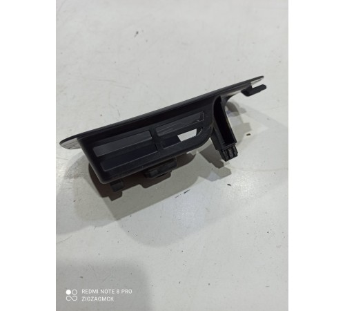 Накладка спинки заднего сиденья левая