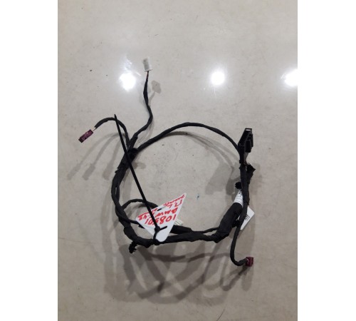 Электропроводка обшивки двери (передняя левая)