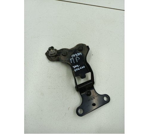 Петля заднего стекла правая