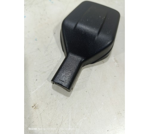 Накладка лобового стекла под датчик дождя