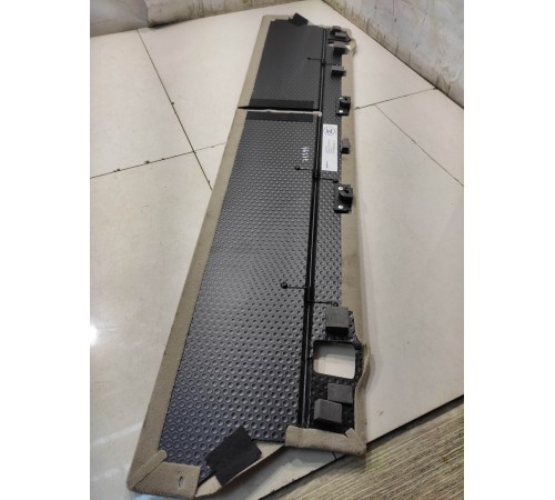 Пол багажника