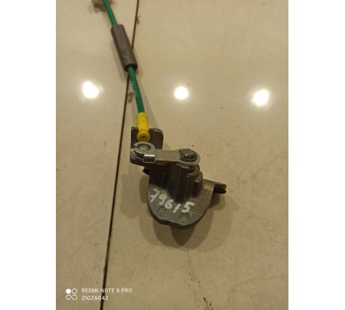 Замок аварийного открытия багажника