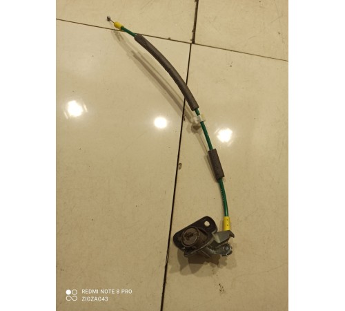 Замок аварийного открытия багажника