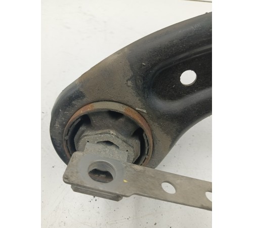 Рычаг подвески задний левый