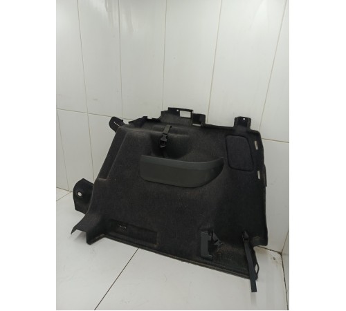 Обшивка багажника задняя правая