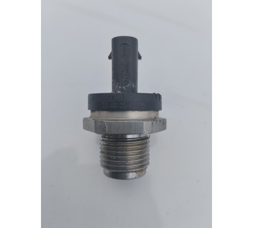 Датчик давления топлива