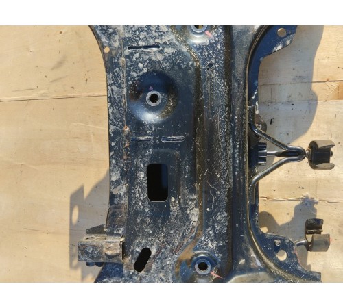 Балка подвески (подрамник) передняя