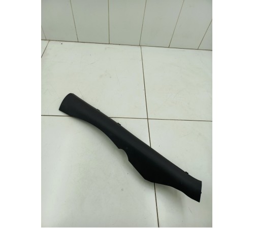 Обшивка багажника задняя правая