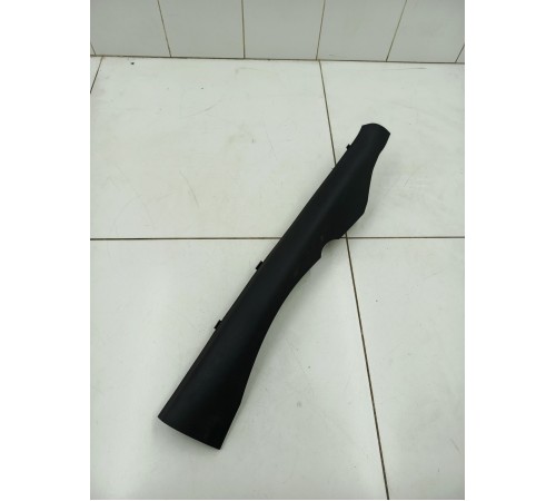 Обшивка багажника задняя правая