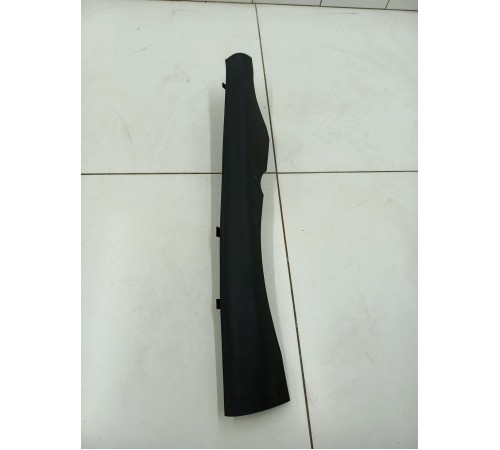 Обшивка багажника задняя правая