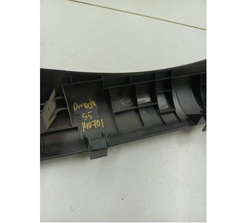 Обшивка багажника задняя правая