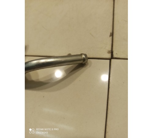 Трубка топливная