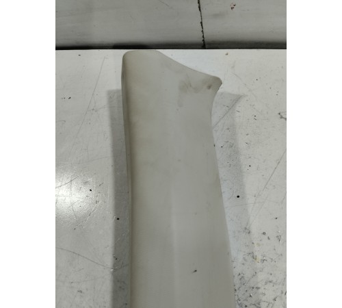 Обшивка стойки лобового стекла левая с динамиком