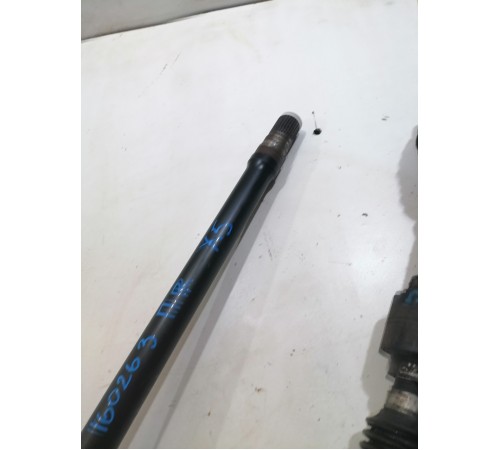 Полуось (привод) передний правый