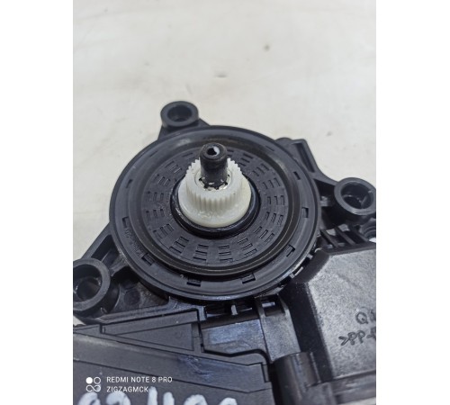 Моторчик стеклоподъемника (задний левый)