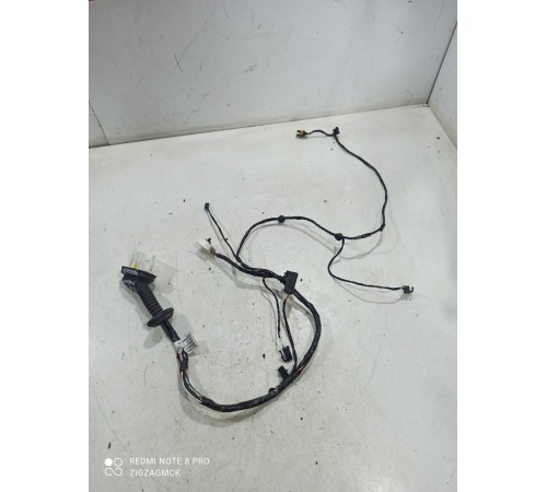 Электропроводка двери (передняя правая)