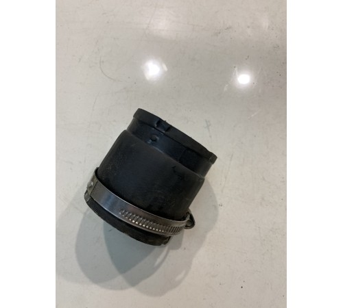 Патрубок системы охлаждения