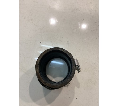 Патрубок системы охлаждения