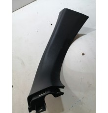 Накладка крышки багажника левая внутренняя