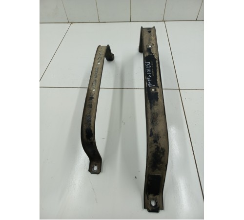 Крепление бака