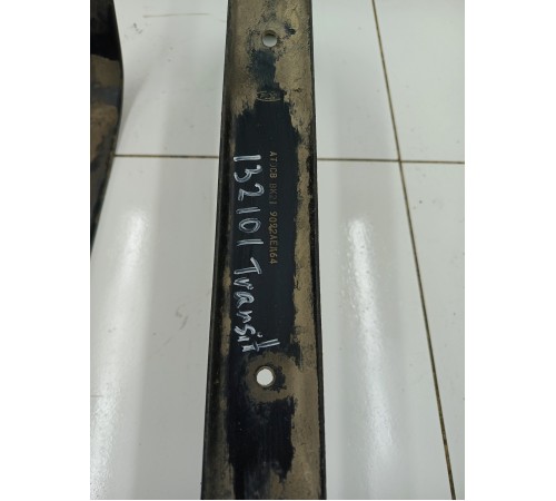 Крепление бака