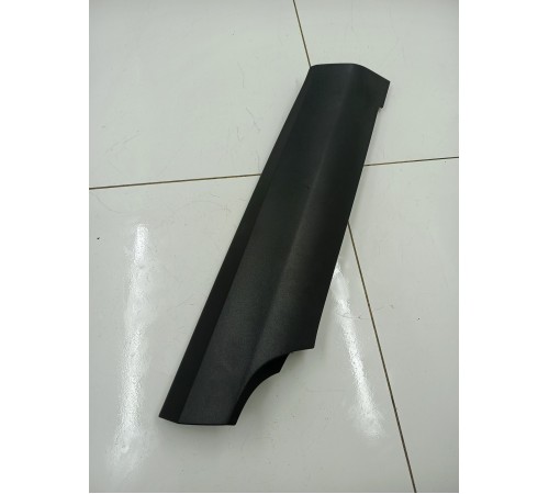 Обшивка салона правая