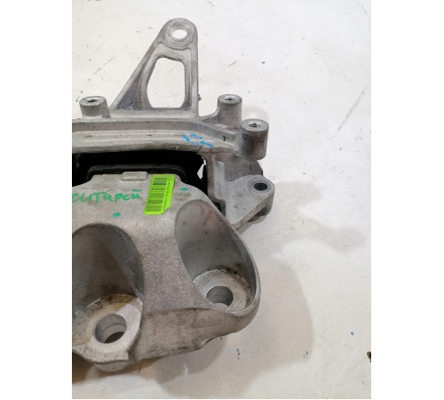 Подушка КПП левая, опора