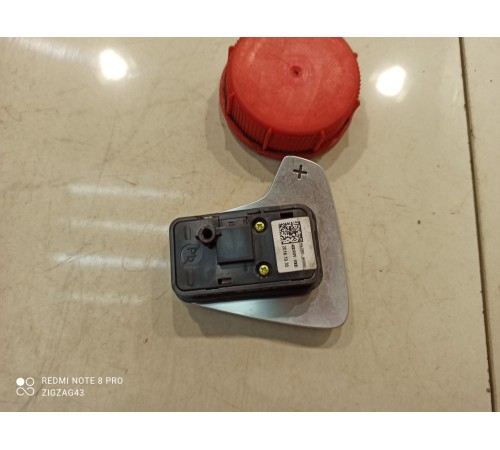 Подрулевой переключатель(лепесток) правый